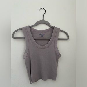 purple tank top